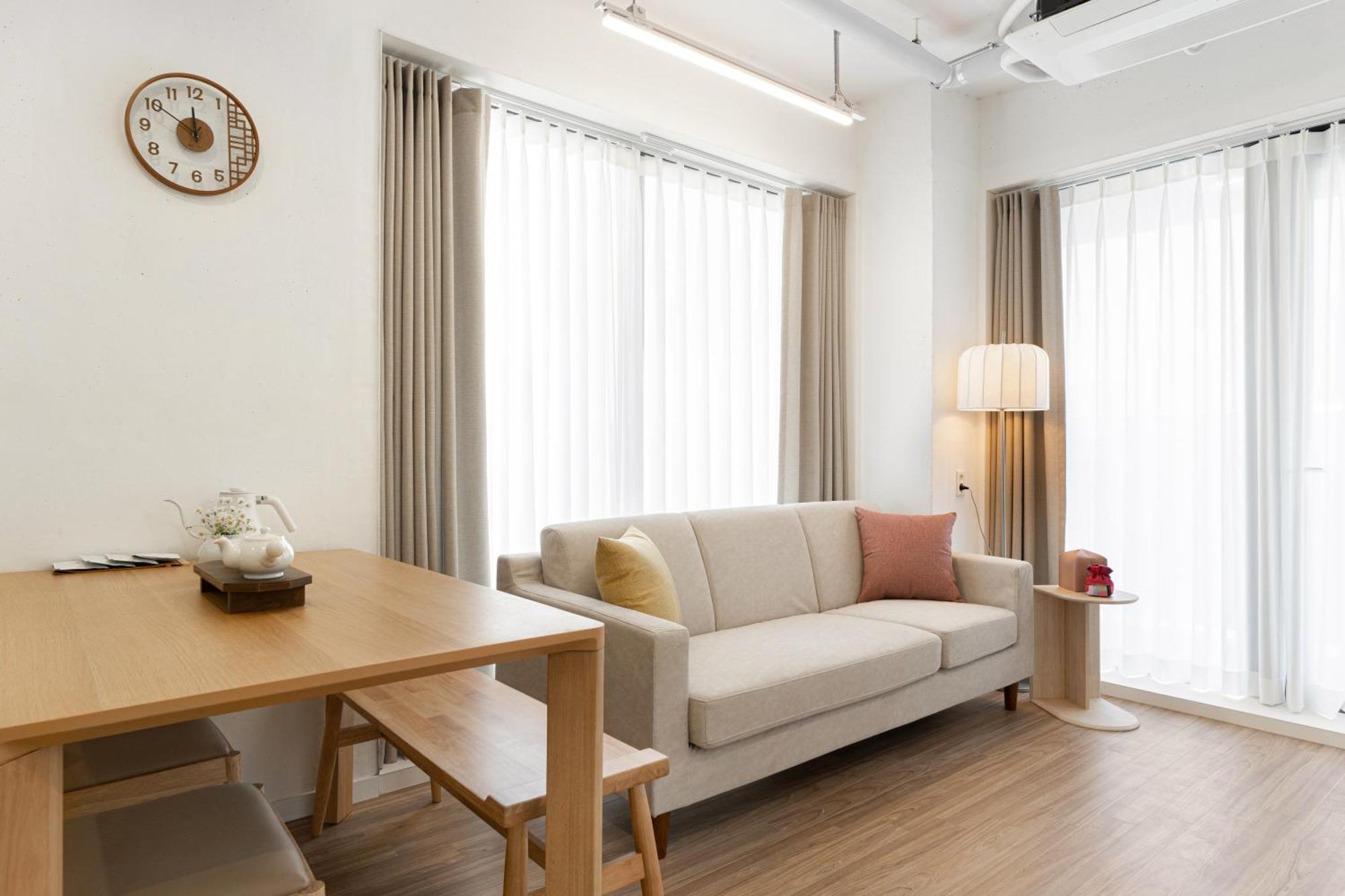 Urbanstay Boutique Ikseon Seoul Rum bild